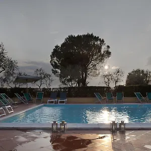 Hotel Saulina, Lastra a Signa